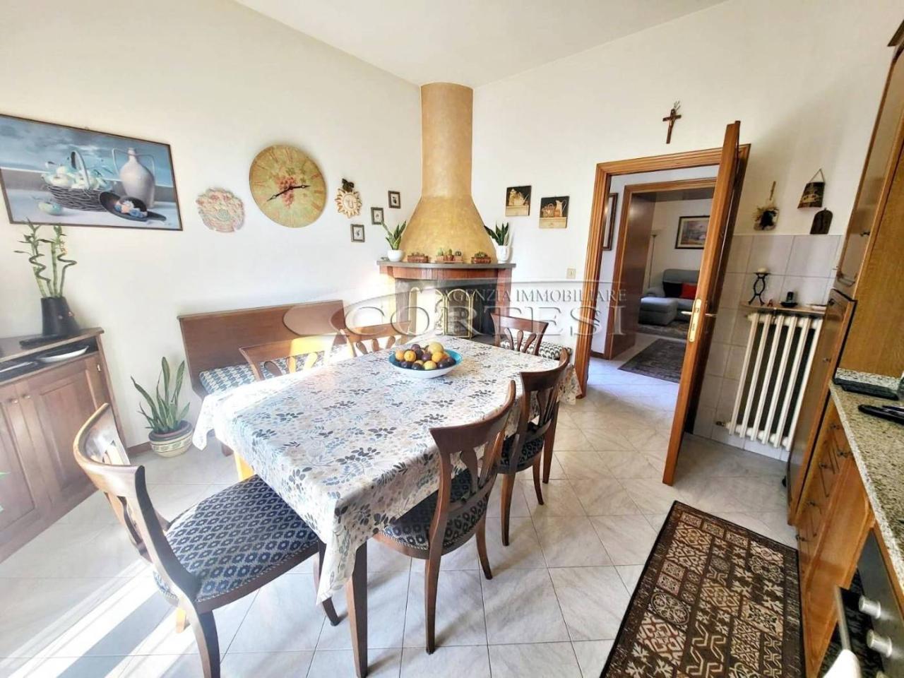 6 rooms Apartment in Perugia, Italy No. 164136