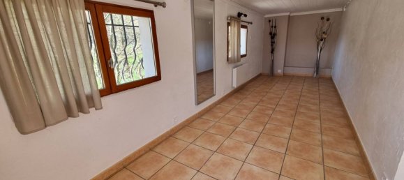 4 bedrooms House in Loire, France No. 355795 9