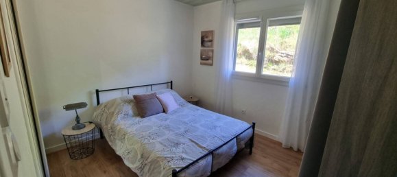 4 bedrooms House in Loire, France No. 355795 2