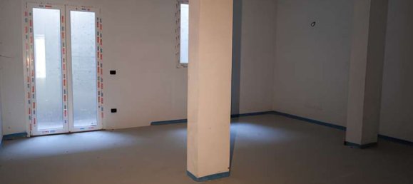 3 rooms Apartment in Inzago, Italy No. 49206 7