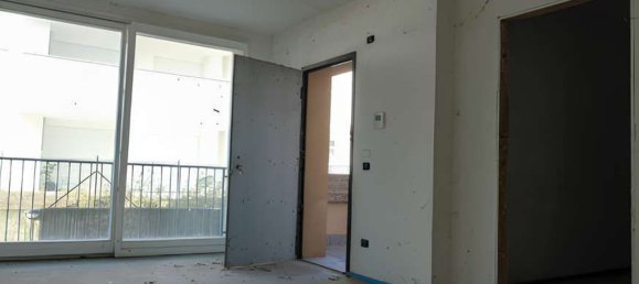 3 rooms Apartment in Inzago, Italy No. 49206 4