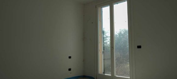 3 rooms Apartment in Inzago, Italy No. 49206 5