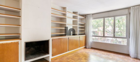 5 bedrooms Apartment in Barcelona, Spain No. 157484 2