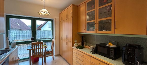 8-Zimmer Doppelhaus in Erlangen-Höchstadt, Germany, Nr. 143652 3