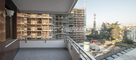 Apartamento de 3 divisões em Sesto San Giovanni, Italy N.º 3569 20