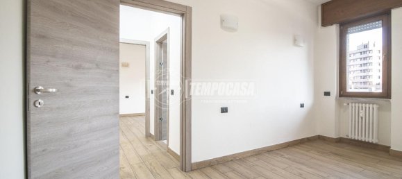 Apartamento de 3 divisões em Sesto San Giovanni, Italy N.º 3569 41