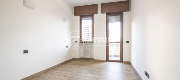 Apartamento de 3 divisões em Sesto San Giovanni, Italy N.º 3569 40