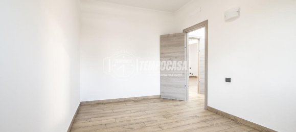 Apartamento de 3 divisões em Sesto San Giovanni, Italy N.º 3569 38