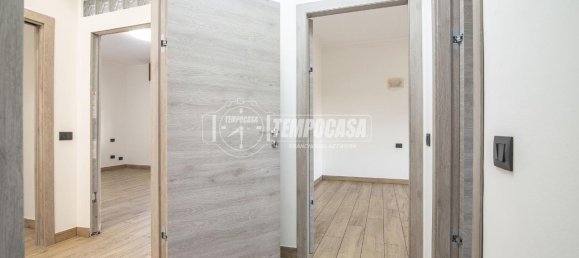 Apartamento de 3 divisões em Sesto San Giovanni, Italy N.º 3569 43