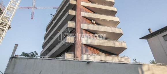 Apartamento de 3 divisões em Sesto San Giovanni, Italy N.º 3569 23