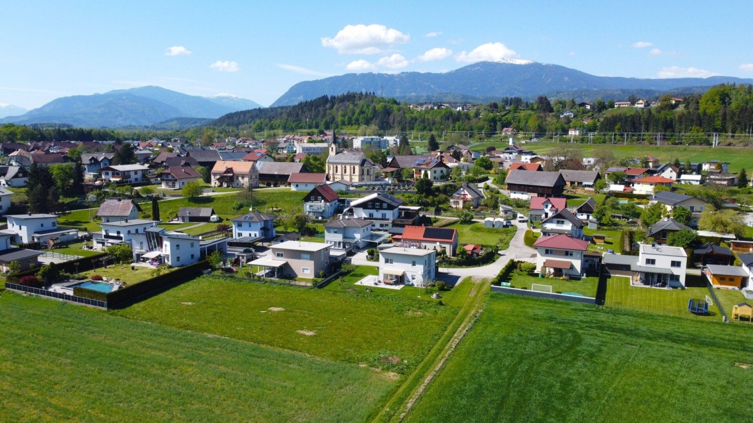  Land in Wernberg, Austria No. 135961