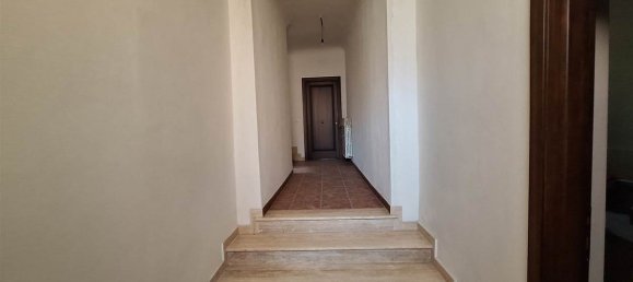 Edificio de 5 dormitorios en Urbisaglia, Italy No. 298008 4