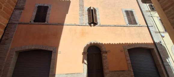 Edificio de 5 dormitorios en Urbisaglia, Italy No. 298008 2