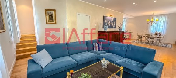 3 chambres Villa à Montecatini Terme, Italy No. 304132 15