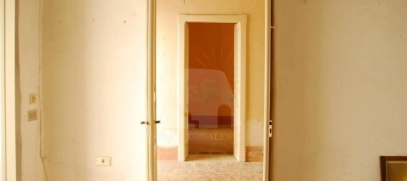 4 rooms House in Salve, Italy No. 37288 11