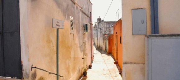 4 rooms House in Salve, Italy No. 37288 27