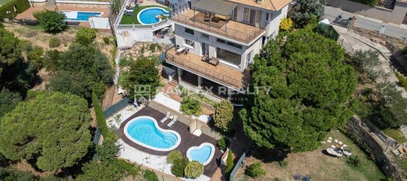 5 bedrooms Villa in Lloret de Mar, Spain No. 180845 4