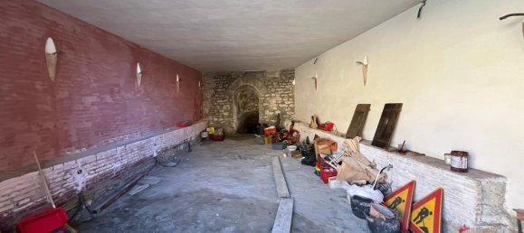 84m² Commercial property in Castel Gandolfo, Italy No. 13415 5