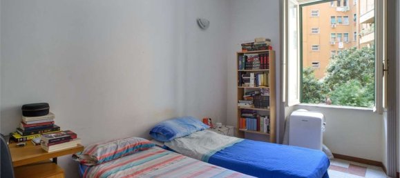 4 rooms Apartment in Rome, Italy No. 157621 5