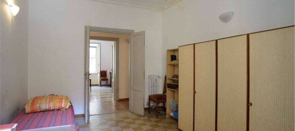 4 rooms Apartment in Rome, Italy No. 157621 12