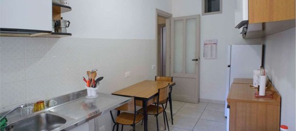 4 rooms Apartment in Rome, Italy No. 157621 19