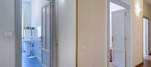 4 rooms Apartment in Rome, Italy No. 157621 23