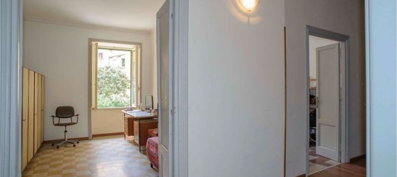 4 rooms Apartment in Rome, Italy No. 157621 21