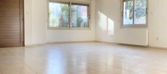 4 Schlafzimmer Gewerbliche Immobilie in Germasogeia, Cyprus, Nr. 18407 7