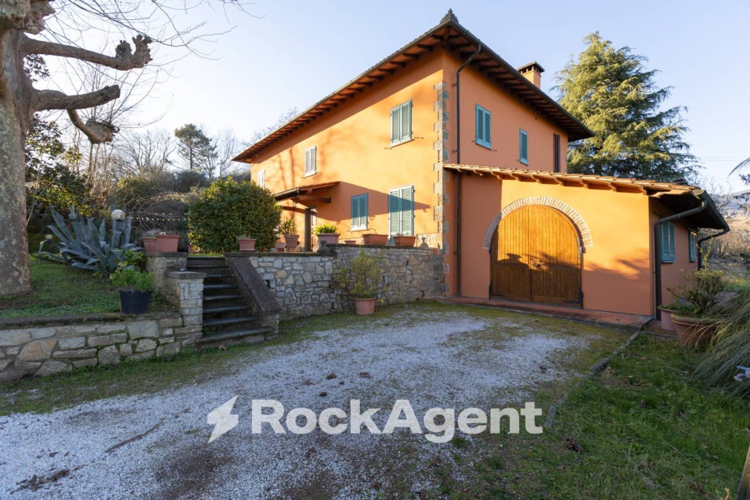 6 bedrooms Villa in Massa e Cozzile, Italy No. 349040