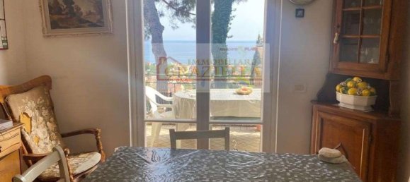 Вилла с 4 комнатами в Бордигера, Италия № 203134 2