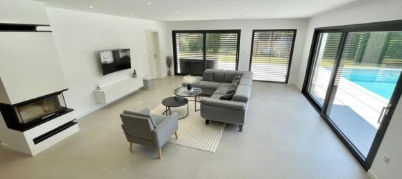 Вилла с 4 спальнями в Бюрноп-ле-Ба, Франция № 218353 2