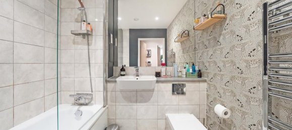 1 bedroom Apartment in London, United Kingdom No. 9889 12