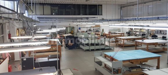 5-salle Entrepôt à Altopascio, Italy No. 135114 3