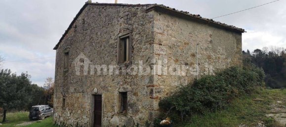 3 bedrooms House in Roccastrada, Italy No. 120677 7