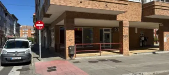 133m² Commercial property in Leon, Spain No. 180025 17