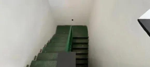 133m² Commercial property in Leon, Spain No. 180025 4