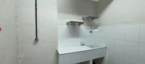 133m² Commercial property in Leon, Spain No. 180025 12