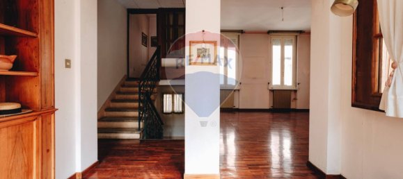 Дом с 9 комнатами в Брешиа, Италия № 286153 9