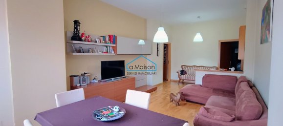 4 rooms Apartment in Avellino, Italy No. 294913 3