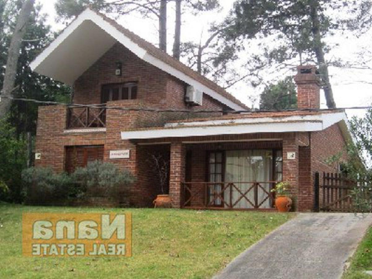 4 bedrooms House in Maldonado, Uruguay No. 10790
