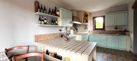 3 bedrooms House in Sandigliano, Italy No. 340421 3