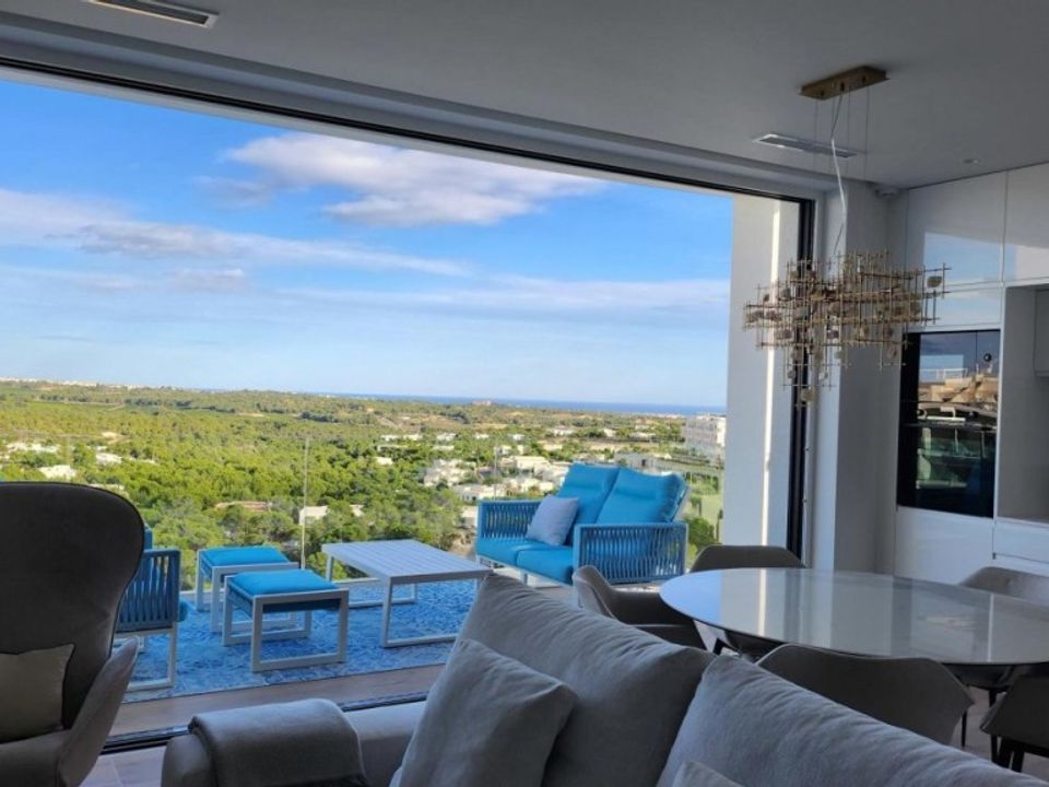 Ático de 3 dormitorios en Dehesa De Campoamor, Spain No. 178455