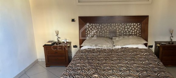 Apartamento de 5 habitaciónes en Giugliano in Campania, Italy No. 88989 24