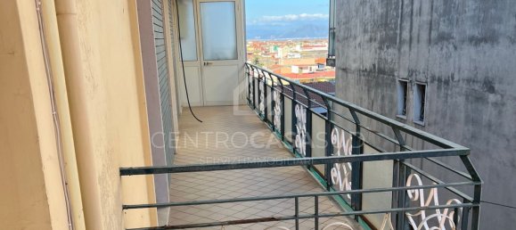 Apartamento de 5 habitaciónes en Giugliano in Campania, Italy No. 88989 32
