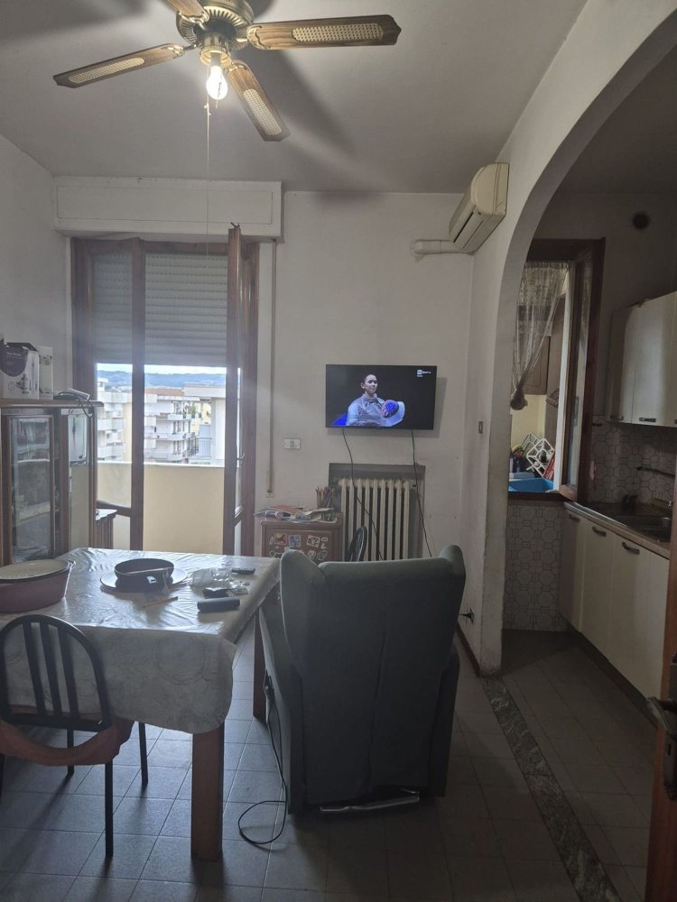 5 bedrooms Apartment in Castelfiorentino, Italy No. 374687