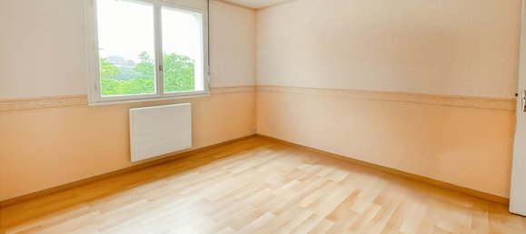 3 bedrooms House in Maine-et-Loire, France No. 351317 5