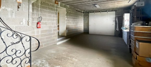 3 bedrooms House in Maine-et-Loire, France No. 351317 9