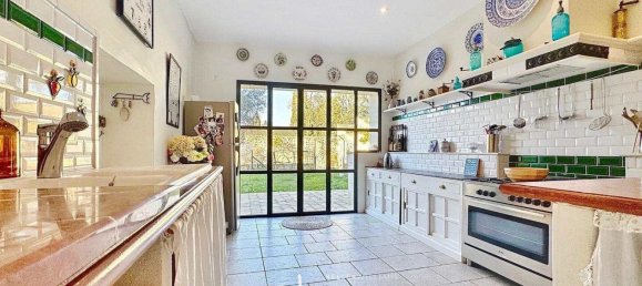 5 bedrooms House in Gard, France No. 294484 12