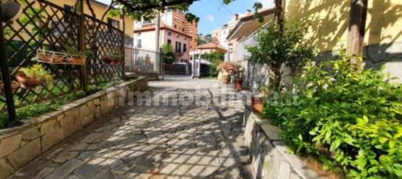 3 bedrooms Apartment in La Spezia, Italy No. 286053 9