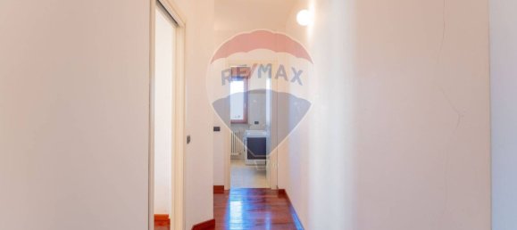 2 Schlafzimmer Wohnung in Busto Arsizio, Italy, Nr. 142729 26